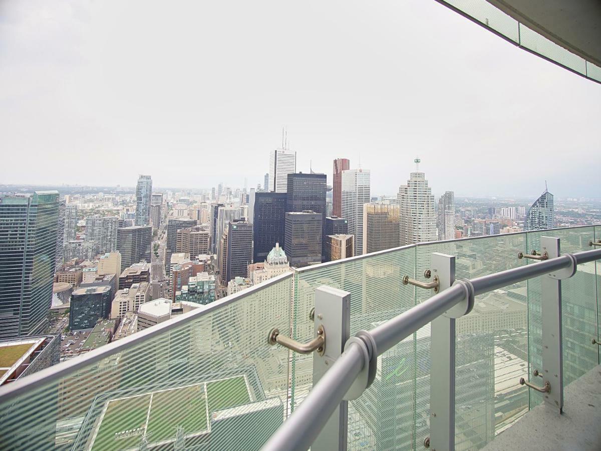Ice Suites Apartment *