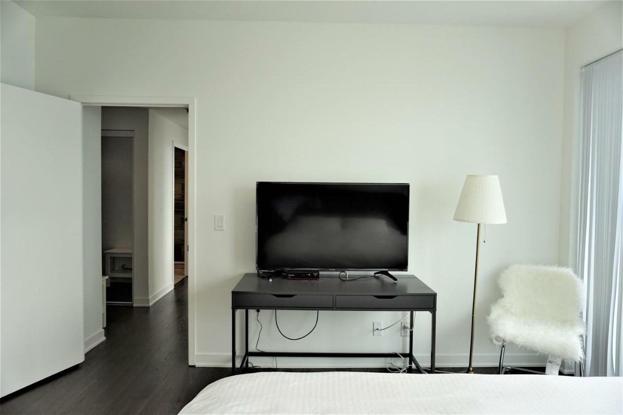 Presidential Heart Of Downtown With Stunning View Apartment *