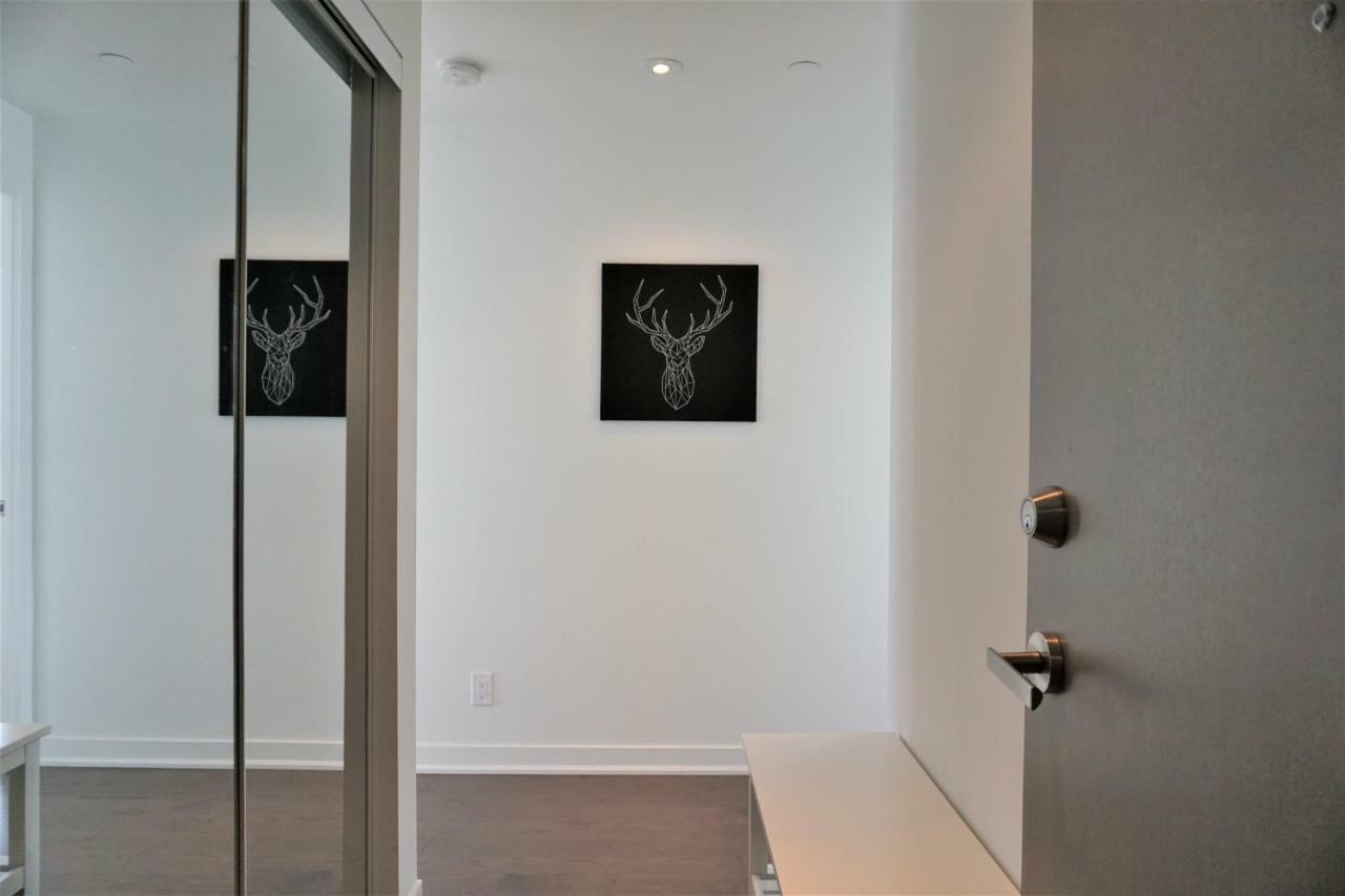 Presidential Heart Of Downtown With Stunning View Apartment *