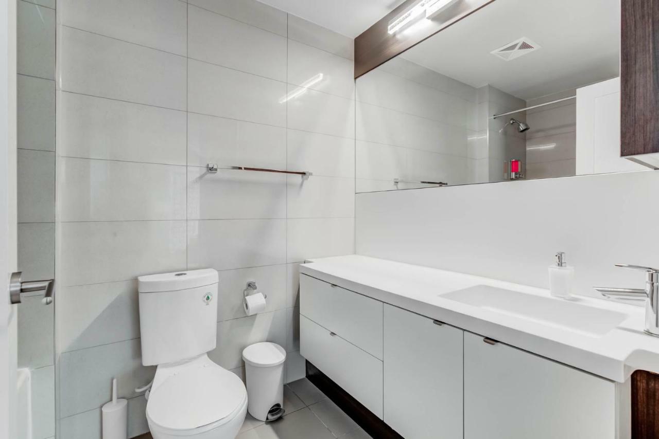 Noel Suites * Toronto