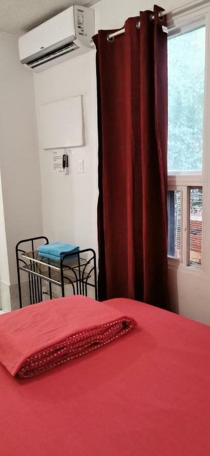 Monthly Apartment-elizabeth Toronto