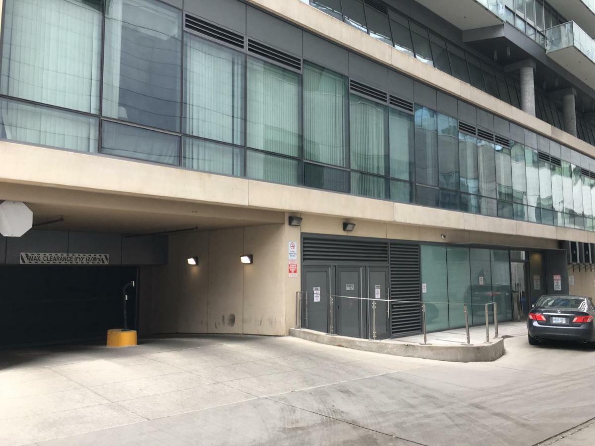 Aparthotel Altitude Suites Bay Street - Holiday Bonus - Free Parking *