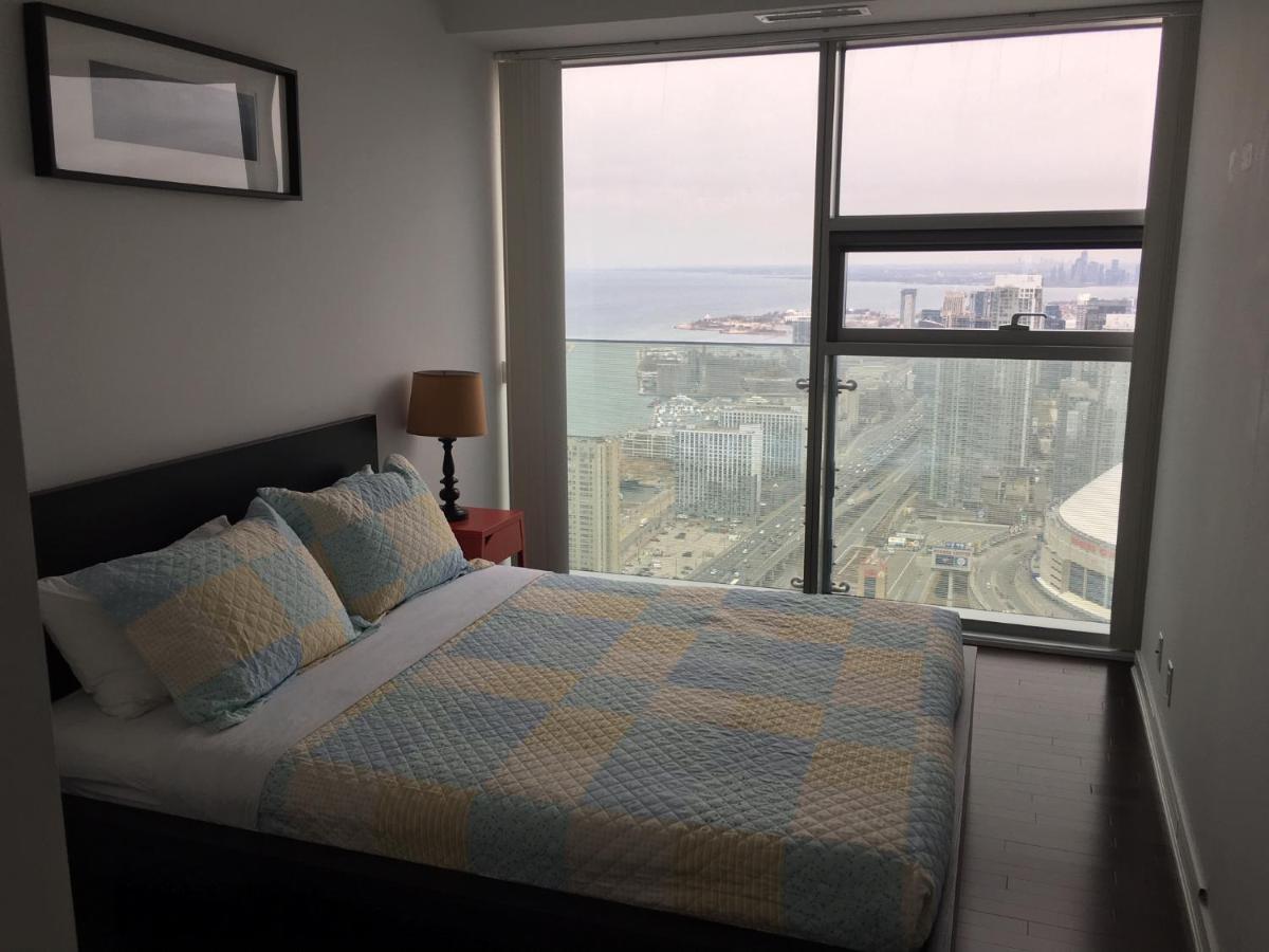 Ice Suites Apartment Toronto