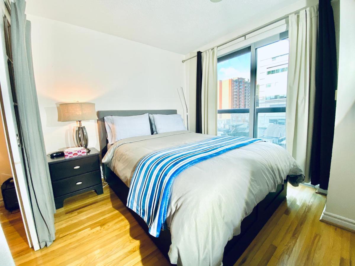 City Stay Condos - Downtown Toronto, Simcoe Street