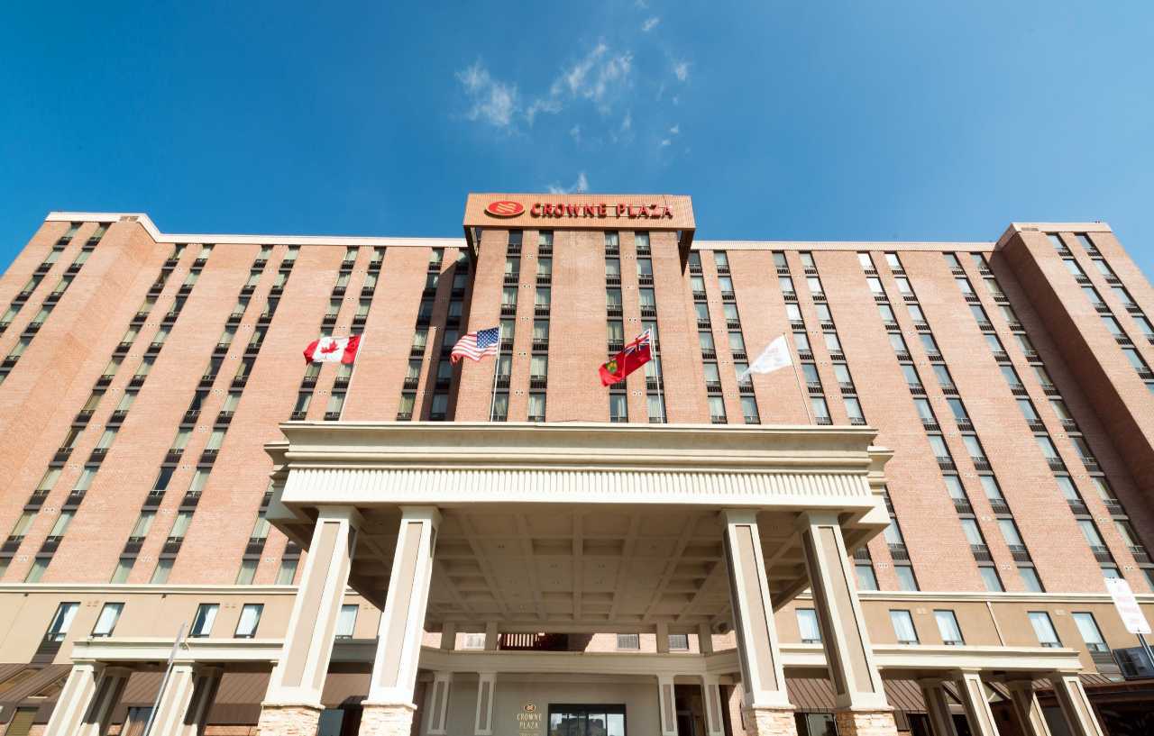 Hotel Crowne Plaza Airport By Ihg 4*