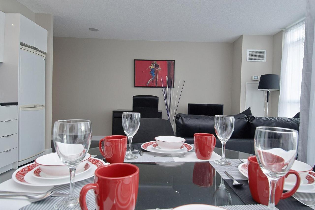 Whitehall Suites - Lakeview Suites Apartment *