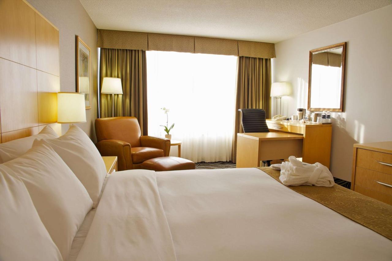 Hotel Radisson East Toronto