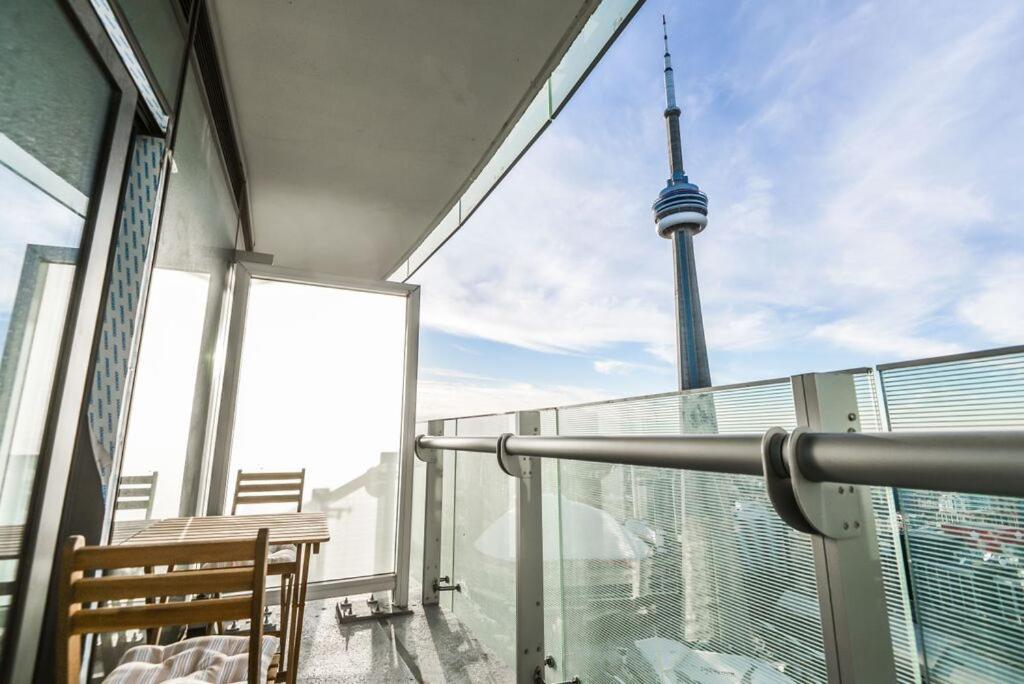 Downtown Toronto 56Th Floor Furnished Rental Monthly Available * Toronto