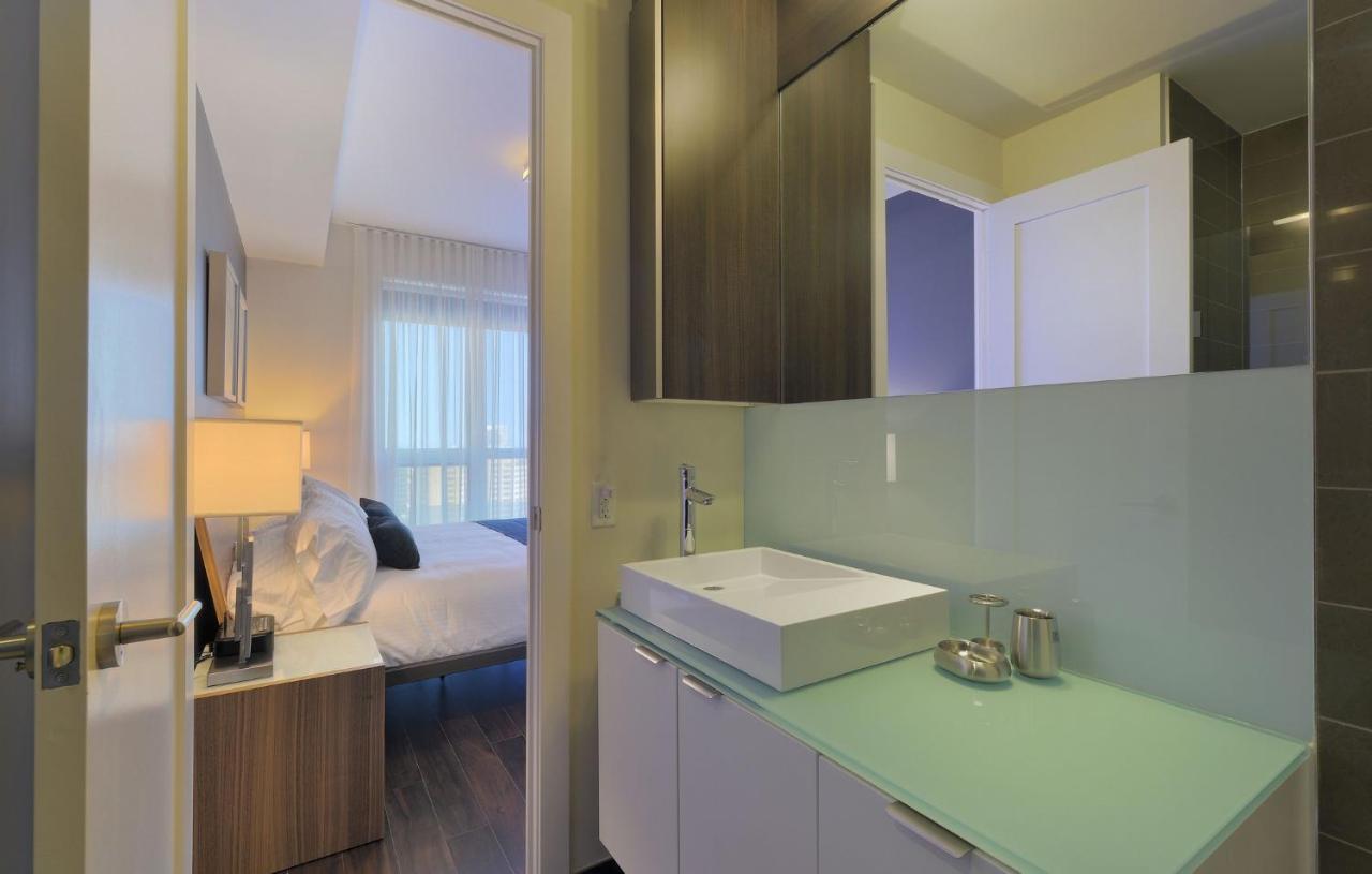 Delsuites - 300 Front Street - 30 Night Stays Hotel Toronto