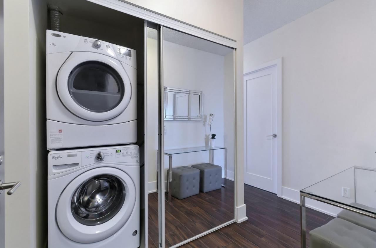 Delsuites - 300 Front Street - 30 Night Stays 5*