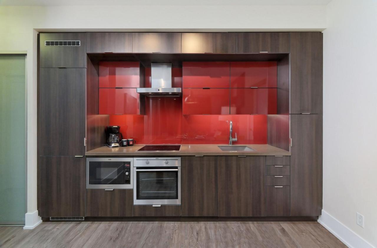 Delsuites - 300 Front Street - 30 Night Stays Hotel