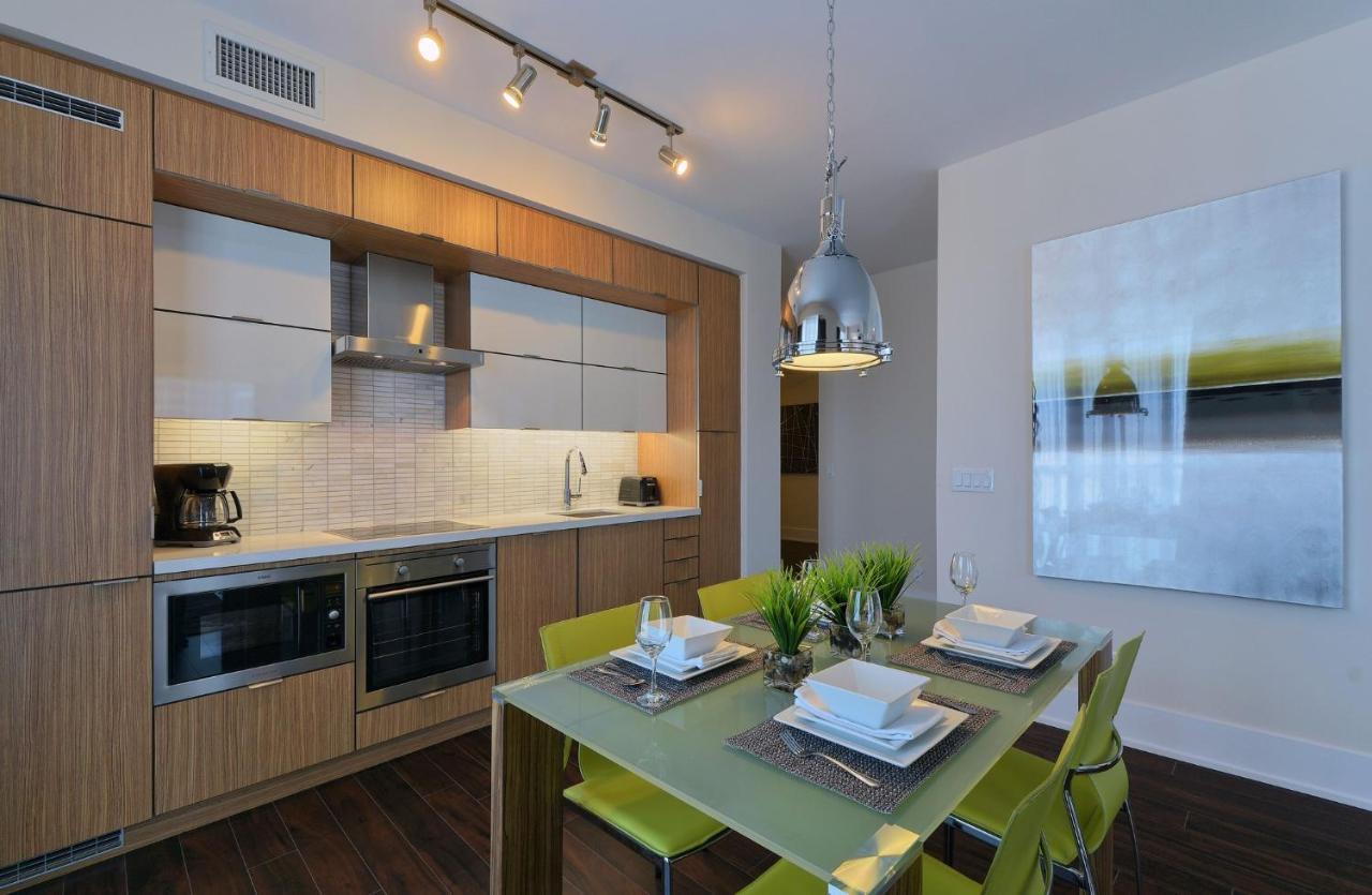 Delsuites - 300 Front Street - 30 Night Stays 5*