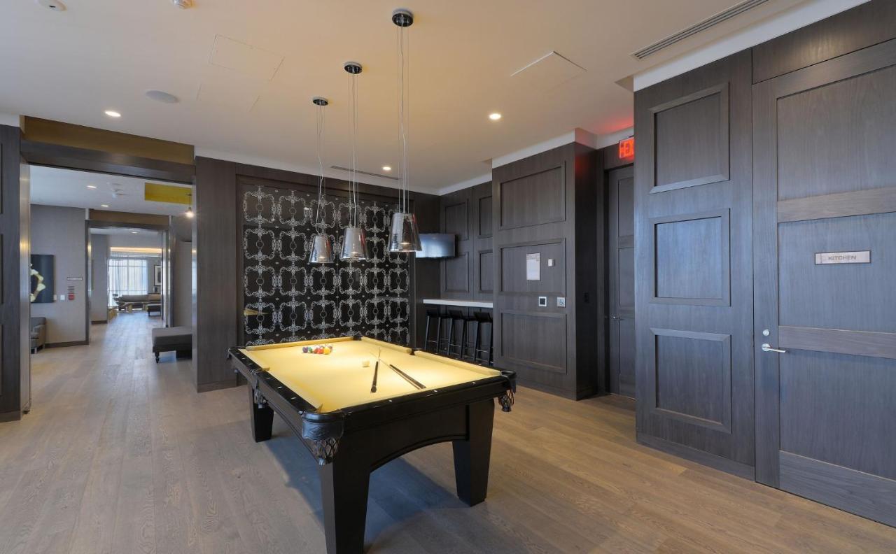 Delsuites - 300 Front Street - 30 Night Stays 5* Toronto