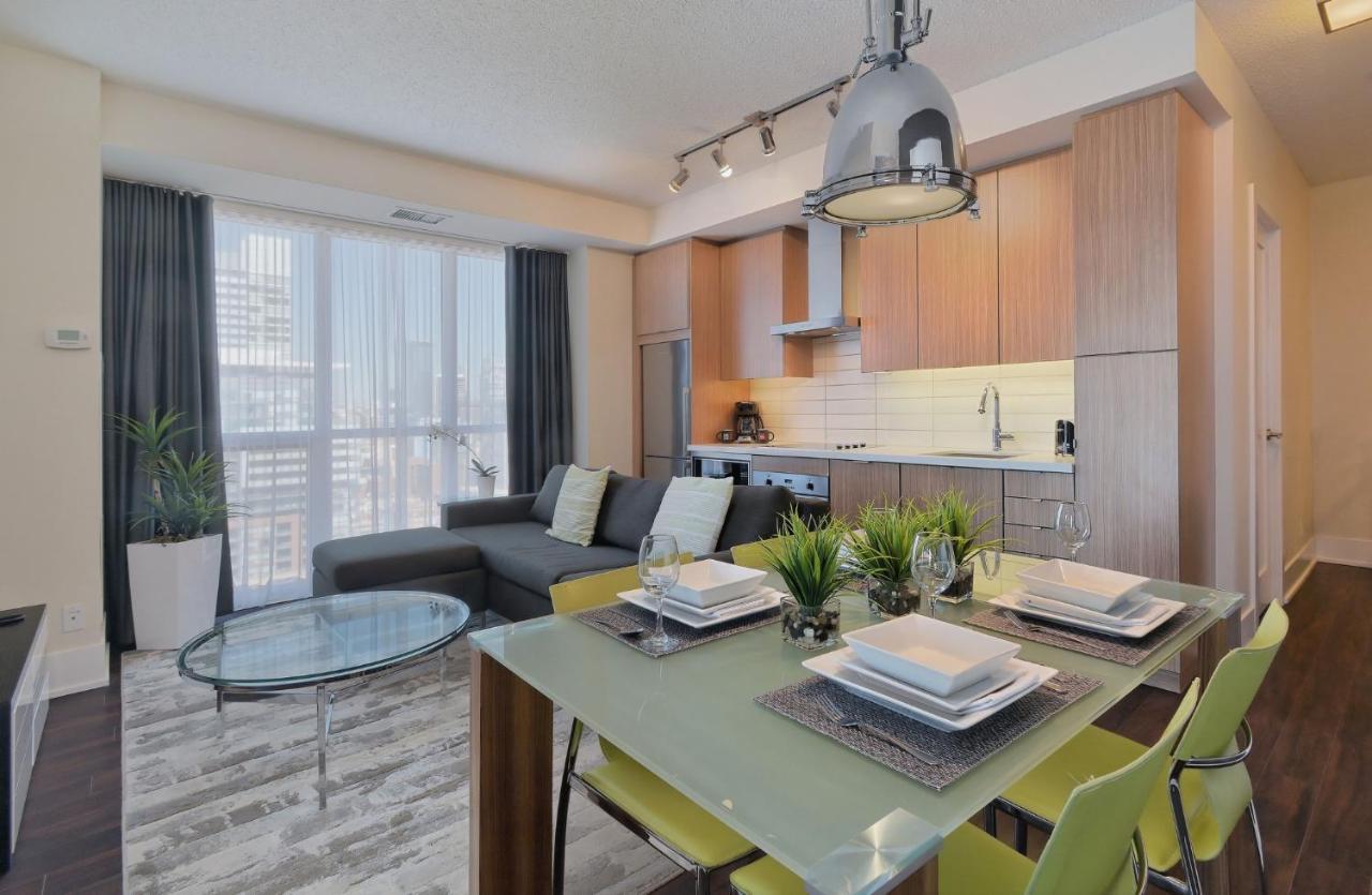Delsuites - 300 Front Street - 30 Night Stays 5*