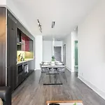 Stylish 1Br + Office Condo - Cn Tower View