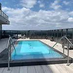 Beautiful One Bdrm Condo Entertainment District