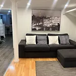 Entire Suite: Private Basement Studio Apartment!