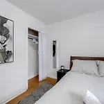 Eglinton West Guest Suite