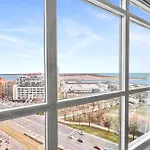 Toronto Downtown Fort York Suites 1Bdrm With Parking