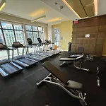 Stylish Suite At 300 Front Street W