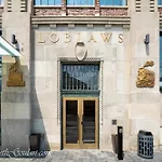 Spacious Studio In The Heart Of Downtown Toronto