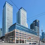 Spacious Studio In The Heart Of Downtown Toronto