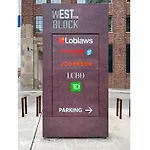 Spacious Studio In The Heart Of Downtown Toronto