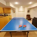 Quiet And Spacious 2 Bedroom Private Unit