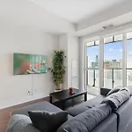 Executive Suite-Lakeview-Free Parking
