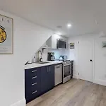 Fresh And Modern Guest Suite
