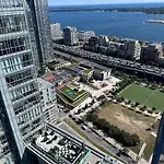 Sky Living Awesome Lake And City View