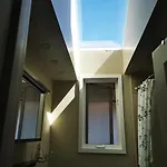 Spacious Room In Midtown