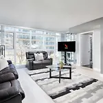 2Br Condo By Cn Tower & Waterfront Free Parking
