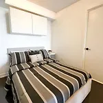 Comfy Suites 2 Beds Lakeview Cn Tower Free Parking