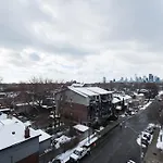 Luxury Leslieville - 2 Bedroom 2 Bath