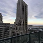 Rs Suites - Fort York Blvd