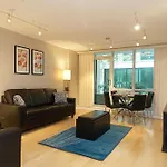 Whitehall Suites - 263 Wellington St W