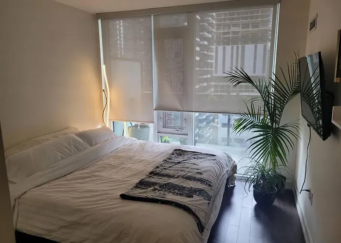 Beautiful One Bdrm Condo Entertainment District