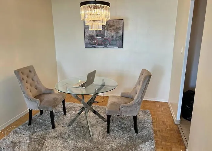 Cozy And Lovely 2 Bed Apartment