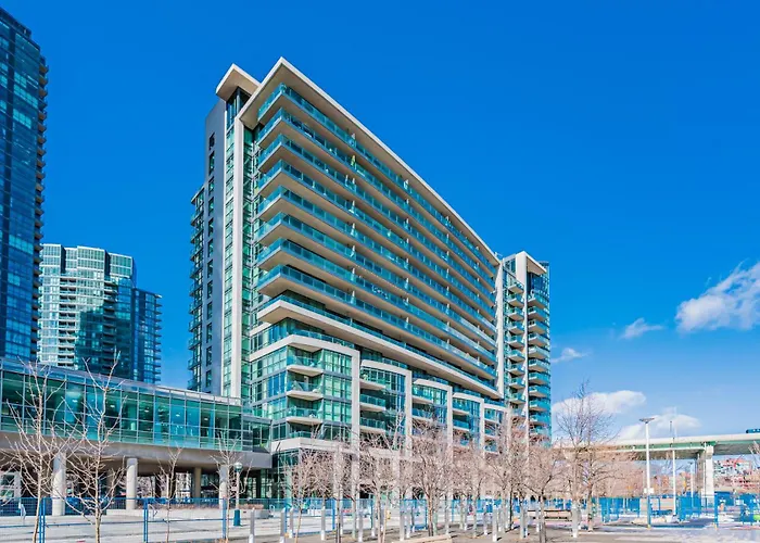 Fort York Suites - Cne