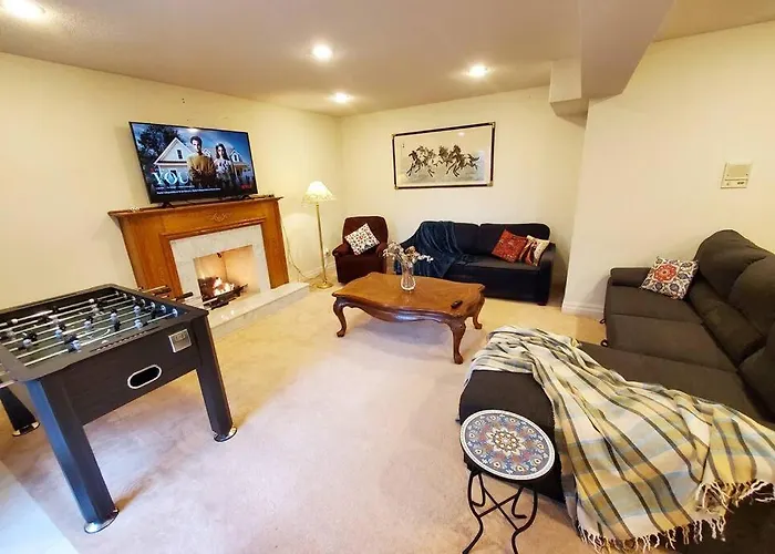 Quiet And Spacious 2 Bedroom Private Unit