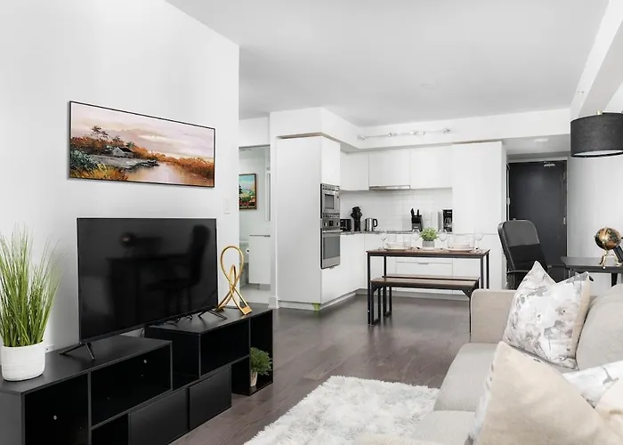 Downtown Condo With 2 Beds - Sleeps 3 By Yorkville