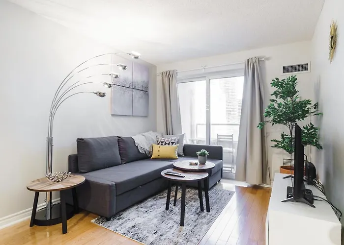 Aoc Suites - Heart Of Downtown Condo