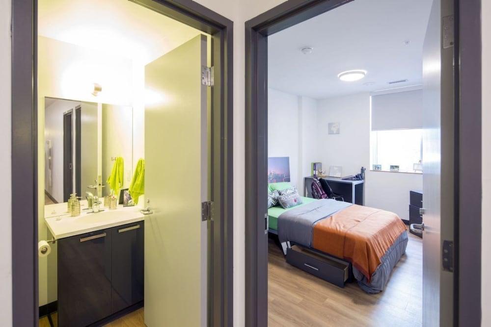 Apartment Centennial Place Student Scarborough *