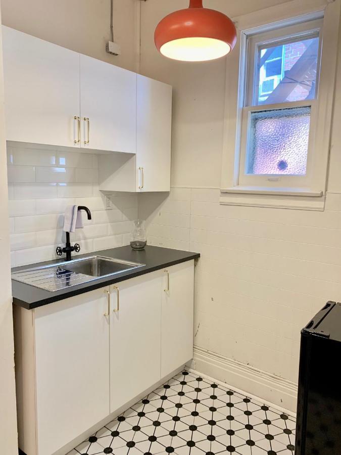 Eclectic Victorian West House 5* Toronto