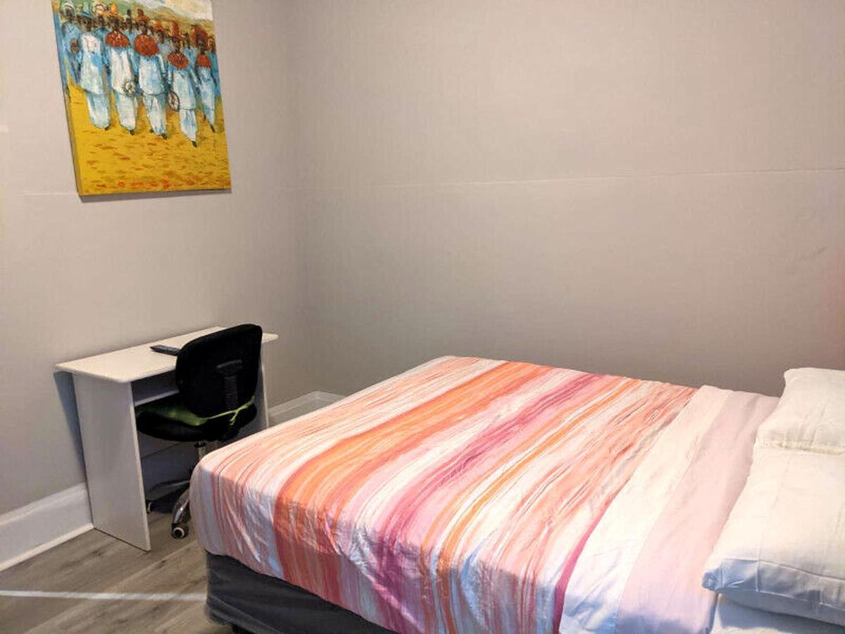 Furnished Living Guest house Toronto