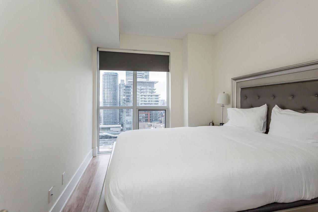 And Aparthotel Toronto