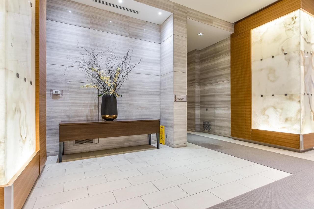And Aparthotel Toronto