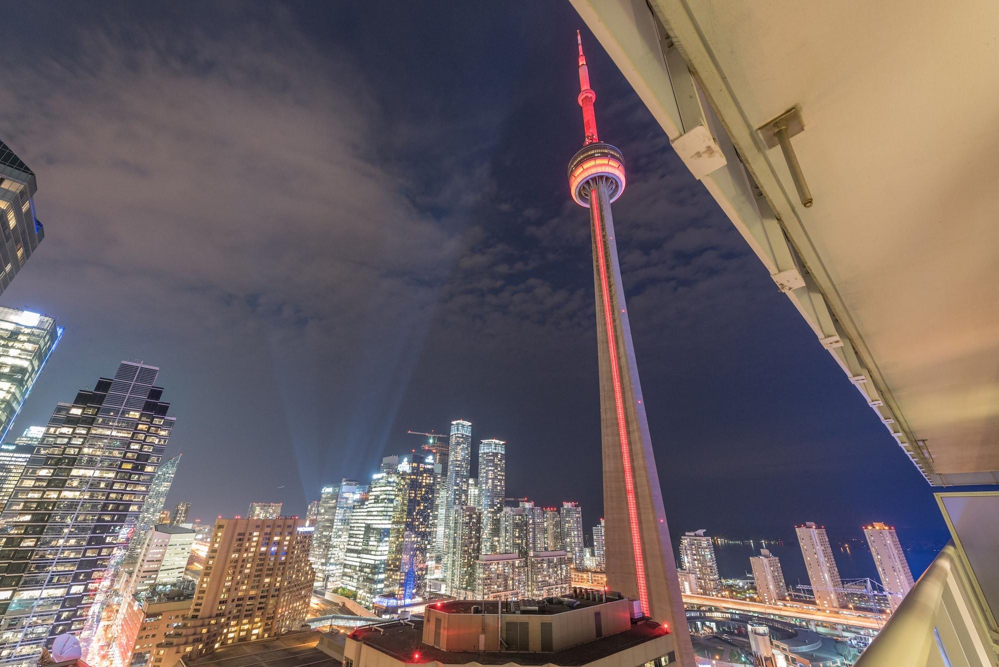 Grand Royal - Cn Tower Apartment