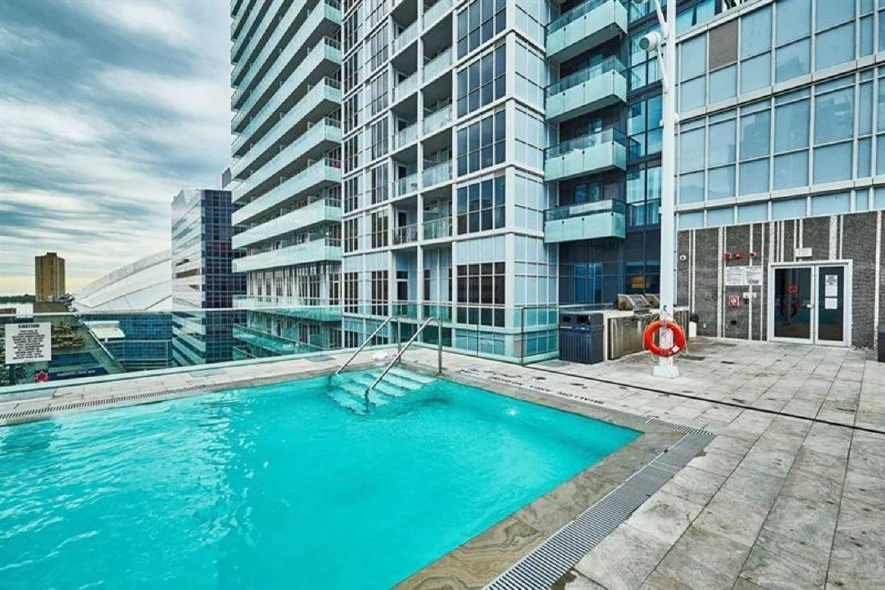 Escape - Opal 3* Toronto